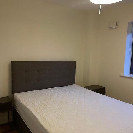 Private Room In A New Shared Apartment เมย์นูท ภายนอก รูปภาพ